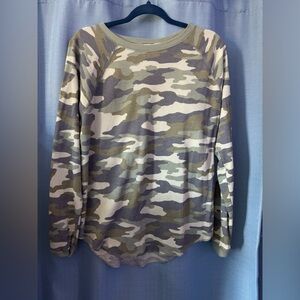 SO women’s long sleeve